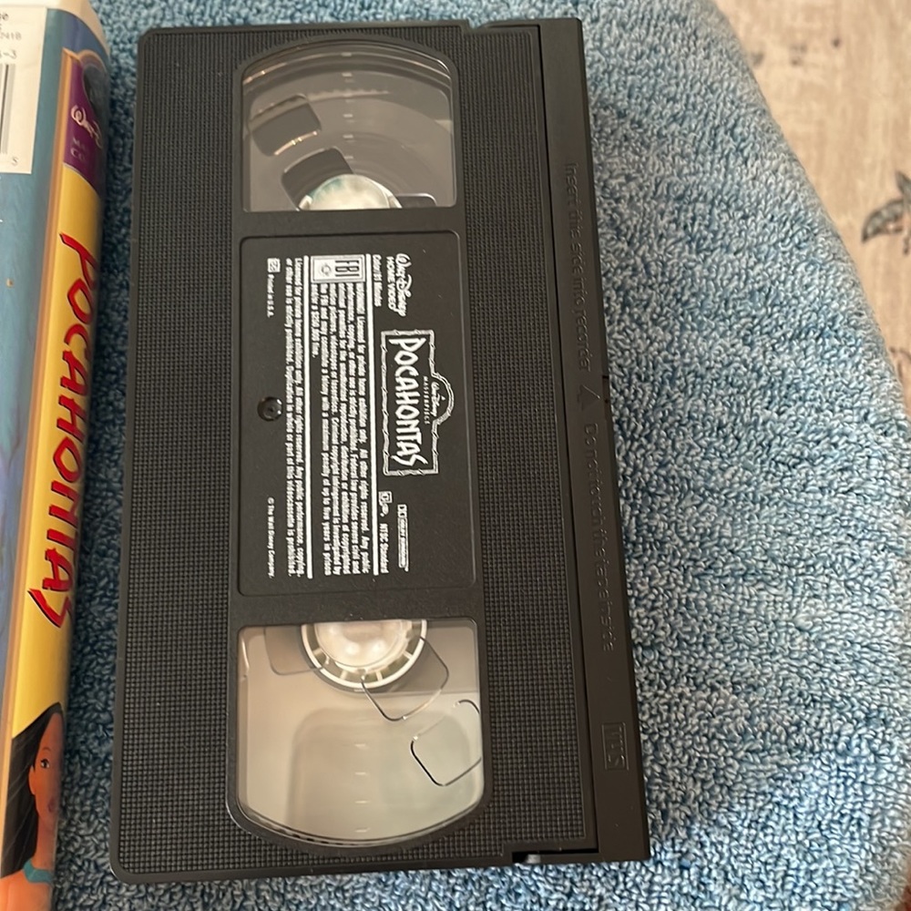 Walt Disney Pocahontas VHS - Picture 7 of 10